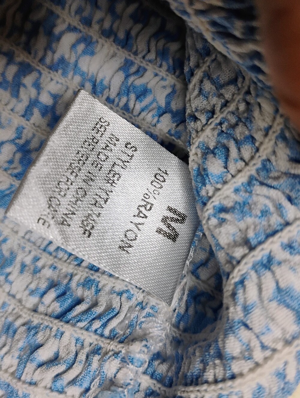 Audrey 3+1 blue/white floral top - Picture 4 of 4
